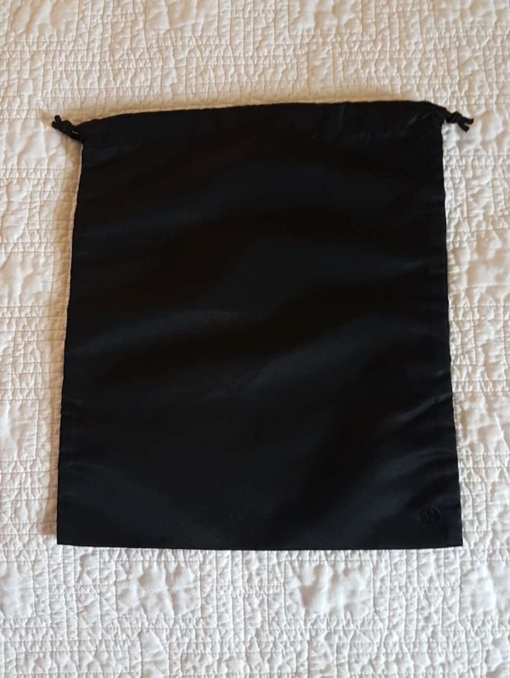 Lululemon Drawstring Bag - Picture 2 of 8